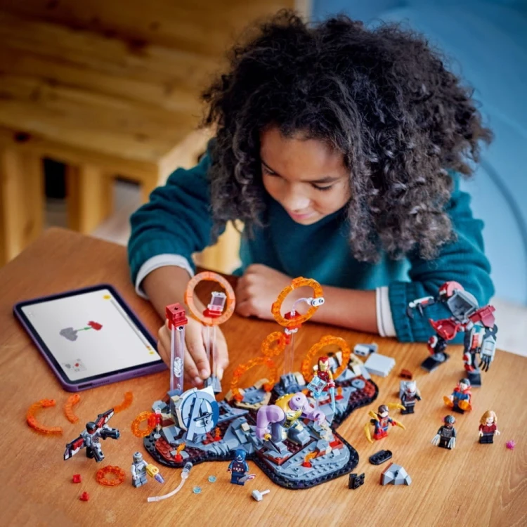 LEGO Klocki Super Heroes 76323 Avengers: Koniec gry - ostateczna bitwa